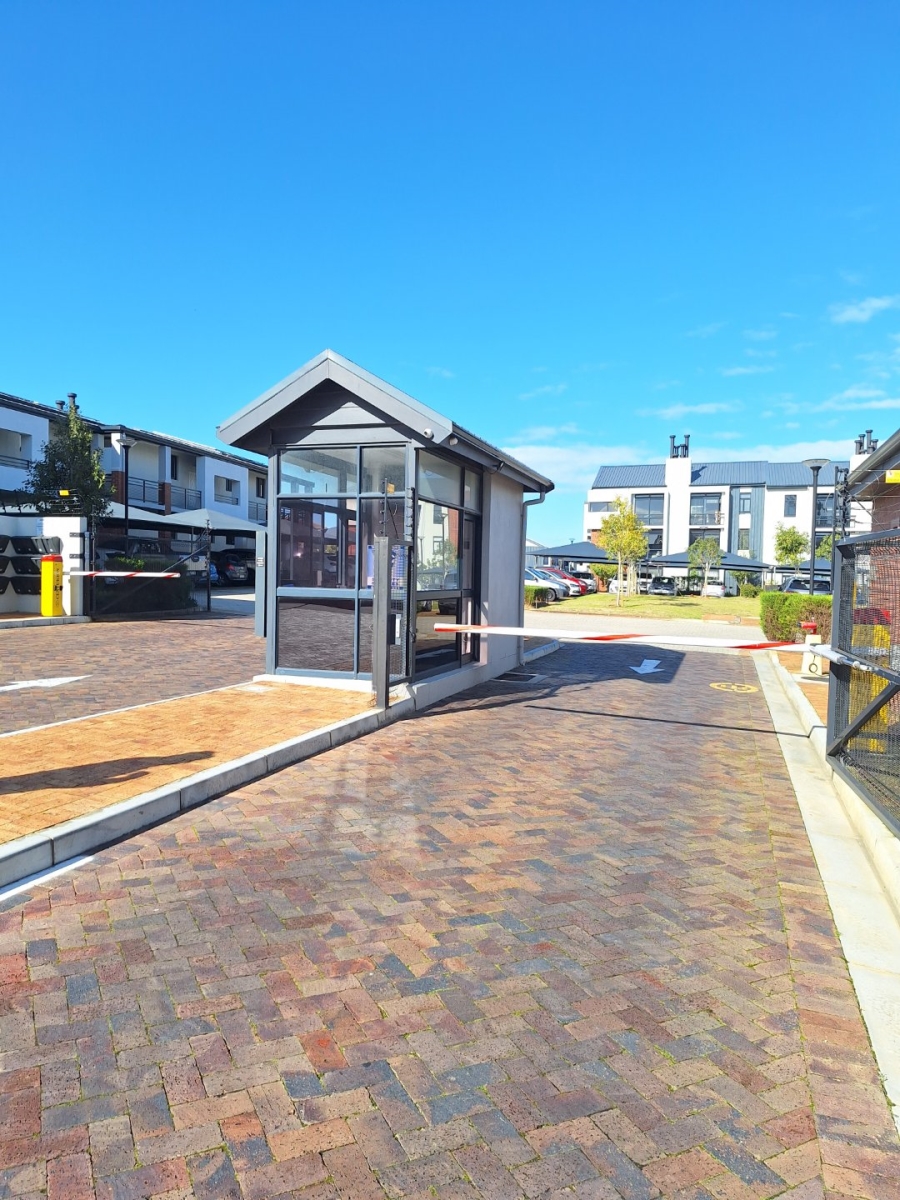 2 Bedroom Property for Sale in Vredekloof Western Cape